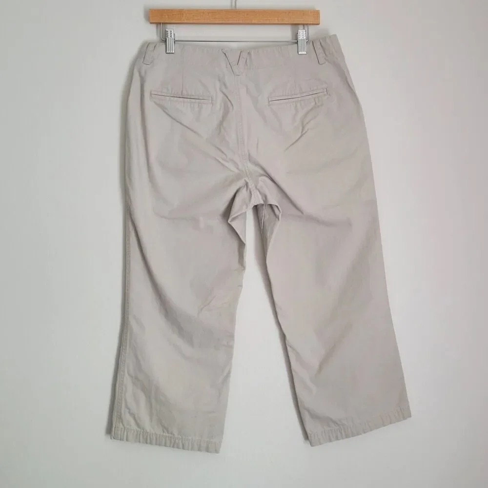 Columbia Women’s Capri Pants Size 10 Beige Small Stains Outdoor Hike Camp Travel - Picture 2 of 11